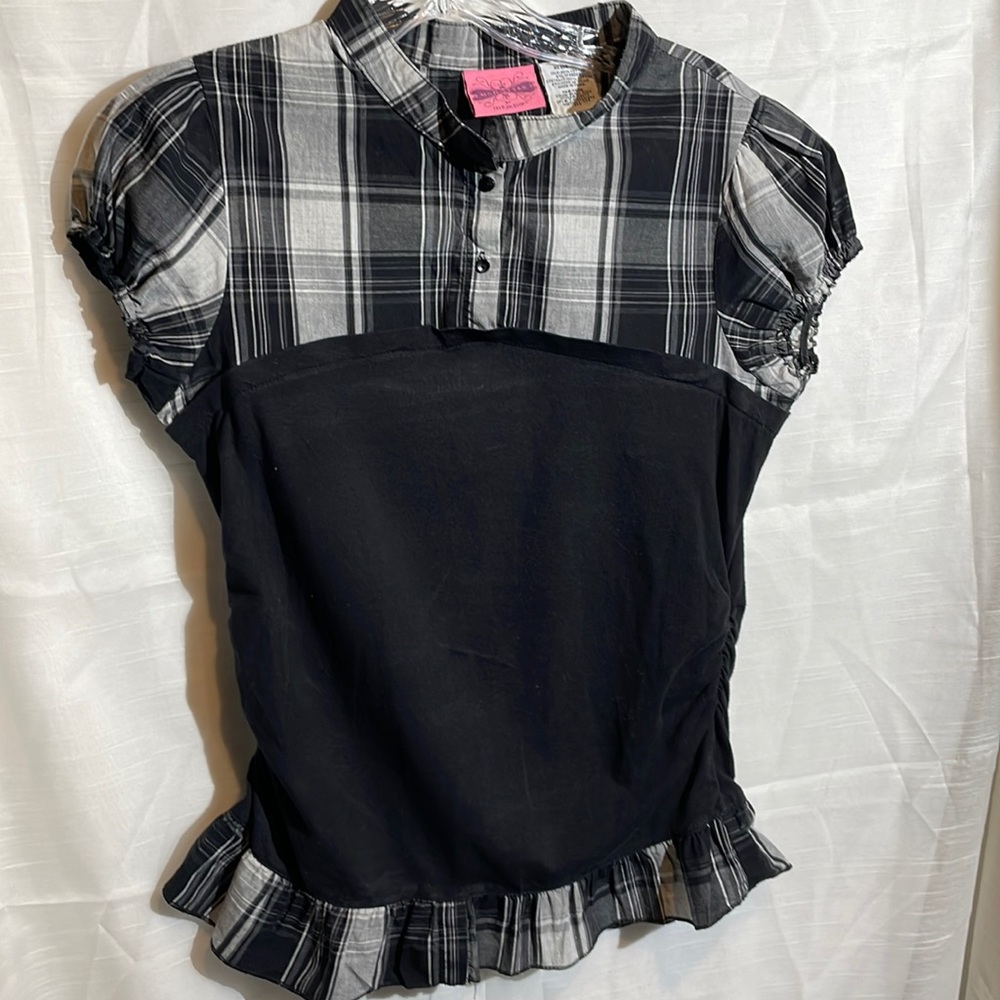 Mad Style shirt